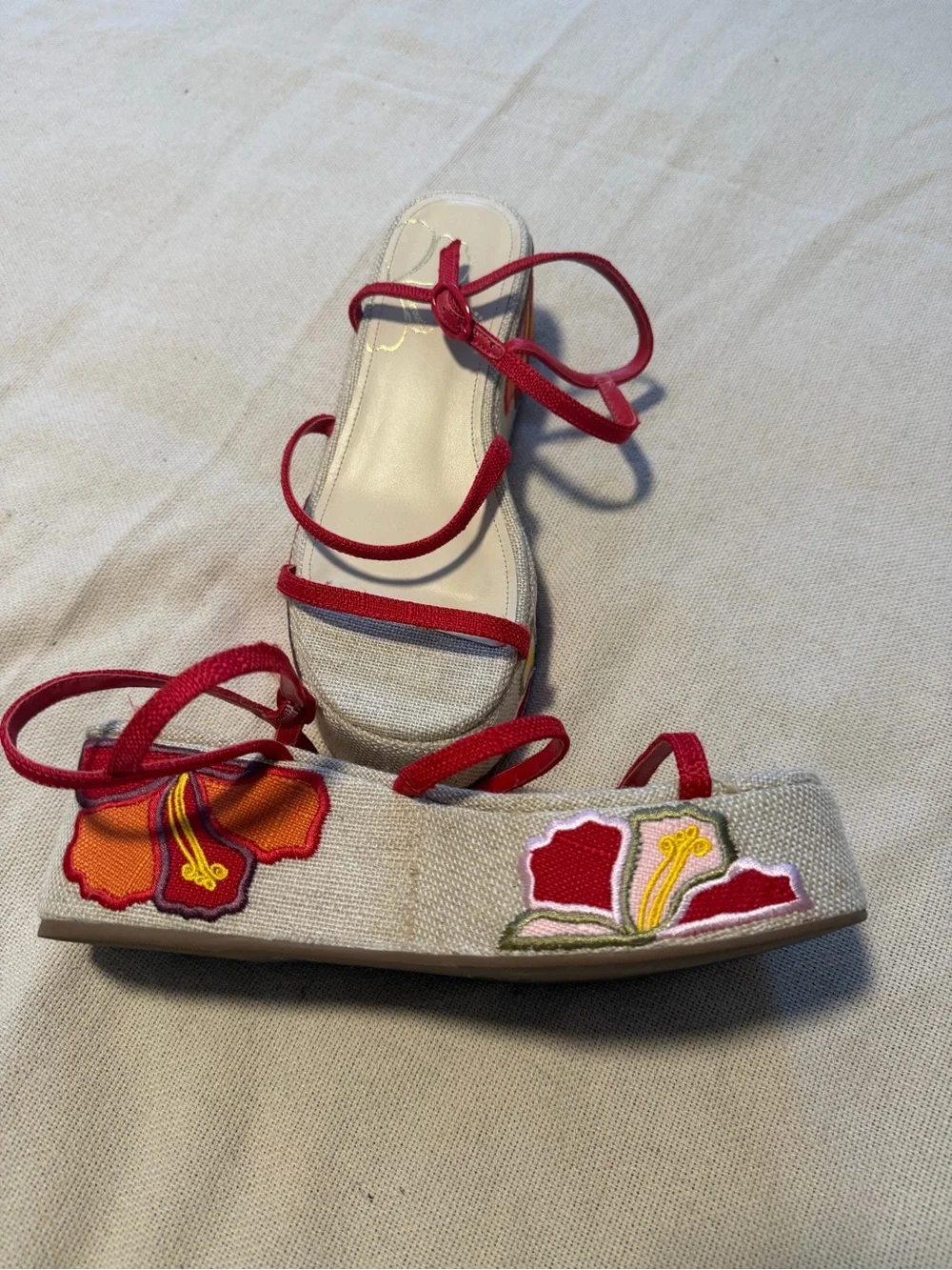 Larroude NWOT Red Strappy Floral Embroidered Wedge Sandals
